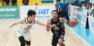 Iloilo United Royals-Cocolife’s Aldeo Lucero dribbles the ball while being defended by Oriental Mindoro Disiplinados’ Marvel Joy Jimenez. MPBL PHOTO