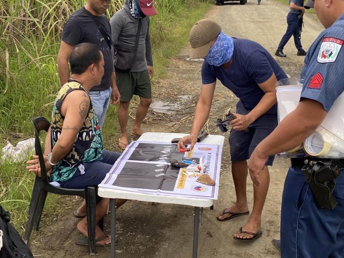 A village chief in San Enrique, Iloilo was arrested for selling suspected shabu and possessing unlicensed firearms with ammunition on Monday, June 26. BOMBO RADYO ILOILO