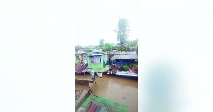 A state of calamity was declared in Barangay 39, Bacolod City due to flooding. ROBERTO VILLEGAS PONTENEGRA FACEBOOK PHOTO