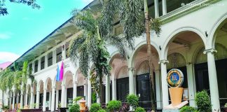 West Visayas State University (WVSU) in Iloilo City hosts this year’s State Universities and Colleges (SUC) Fair. SM City Iloilo is taking part in this annual gathering of state universities and colleges from all over the country as main venue of the Fair’s activities including the Fair on Innovation, Research, and Extension Services. Photo shows Quezon Hall, the main and oldest building of WVSU. MARCOS DETOURISTA PHOTO