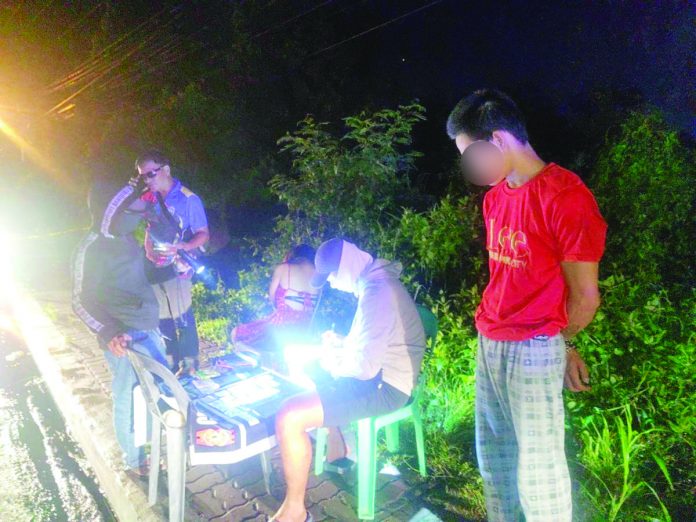 Over P1 million suspected shabu were recovered from two suspects in Lapuz, Iloilo City early Saturday morning, July 22. ICPO PHOTO