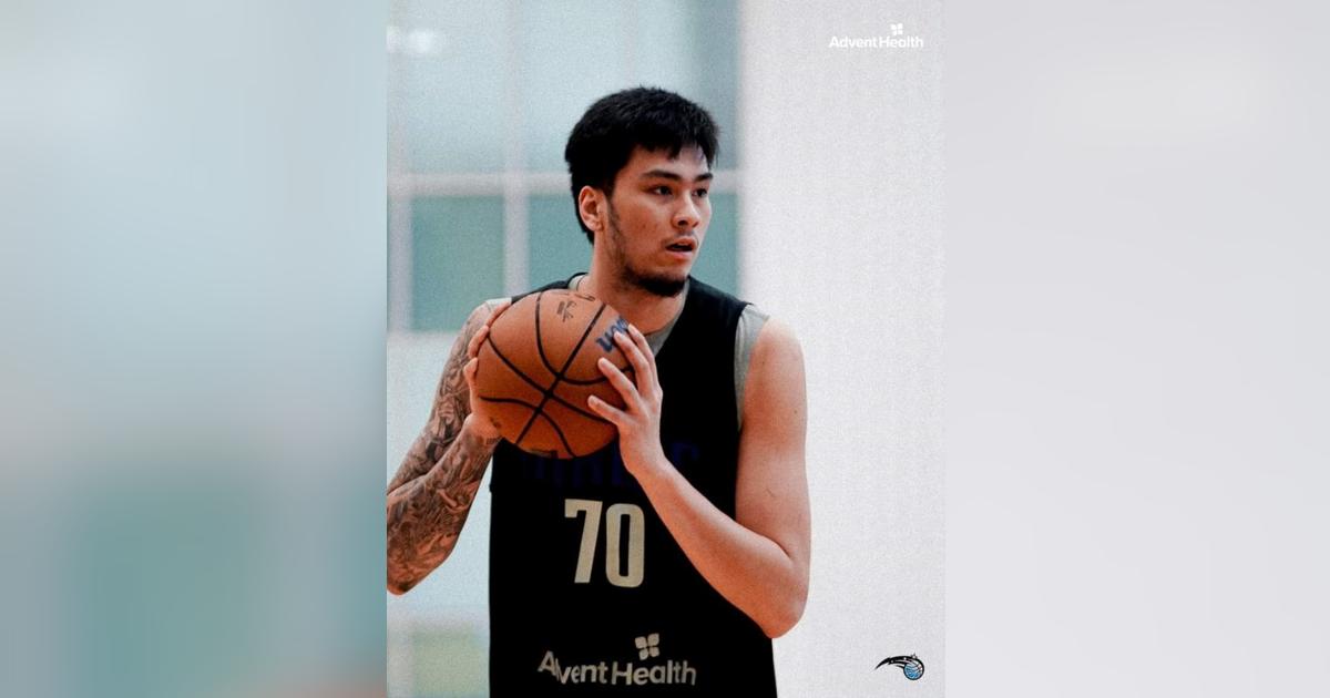 Kai Sotto works out with Pacers