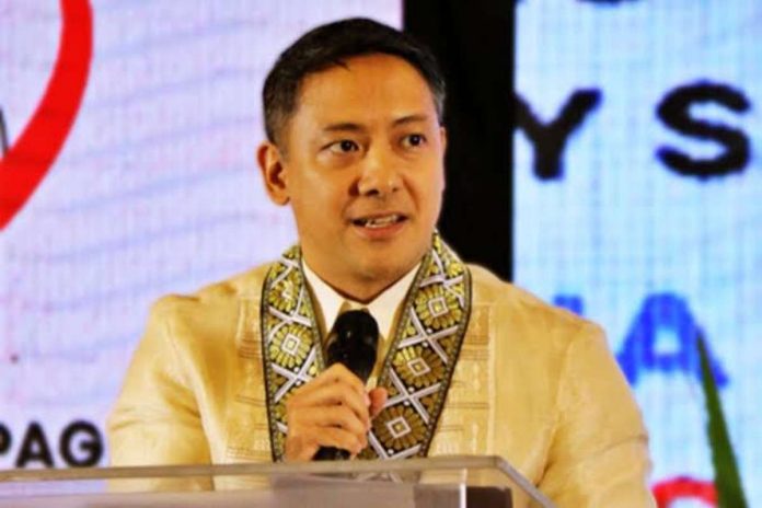 BIR Commissioner Romeo Lumagui Jr.