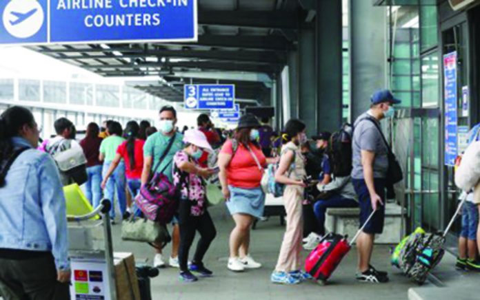 The country’s low-cost carriers are expecting further rise in international travel due to lifting of vaccination certificate requirements for international arrivals. PHOTO COURTESY OF PNA