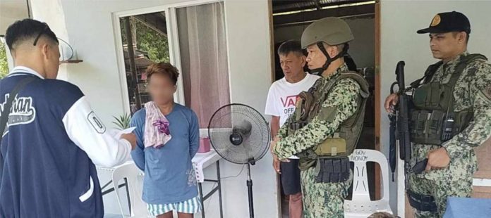 Authorities served an arrest warrant for rape against 21-year-old Jerecho Dogelio Derramas in Maayon, Capiz on Saturday, Aug. 19. PRO-6 RPIO PHOTO