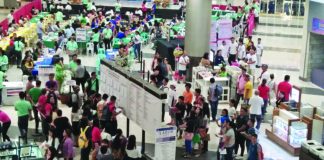 Job seekers flock at the job fair held at the Robinsons Place Jaro in Iloilo City in this file photo. PNA PHOTO BY PERLA LENA