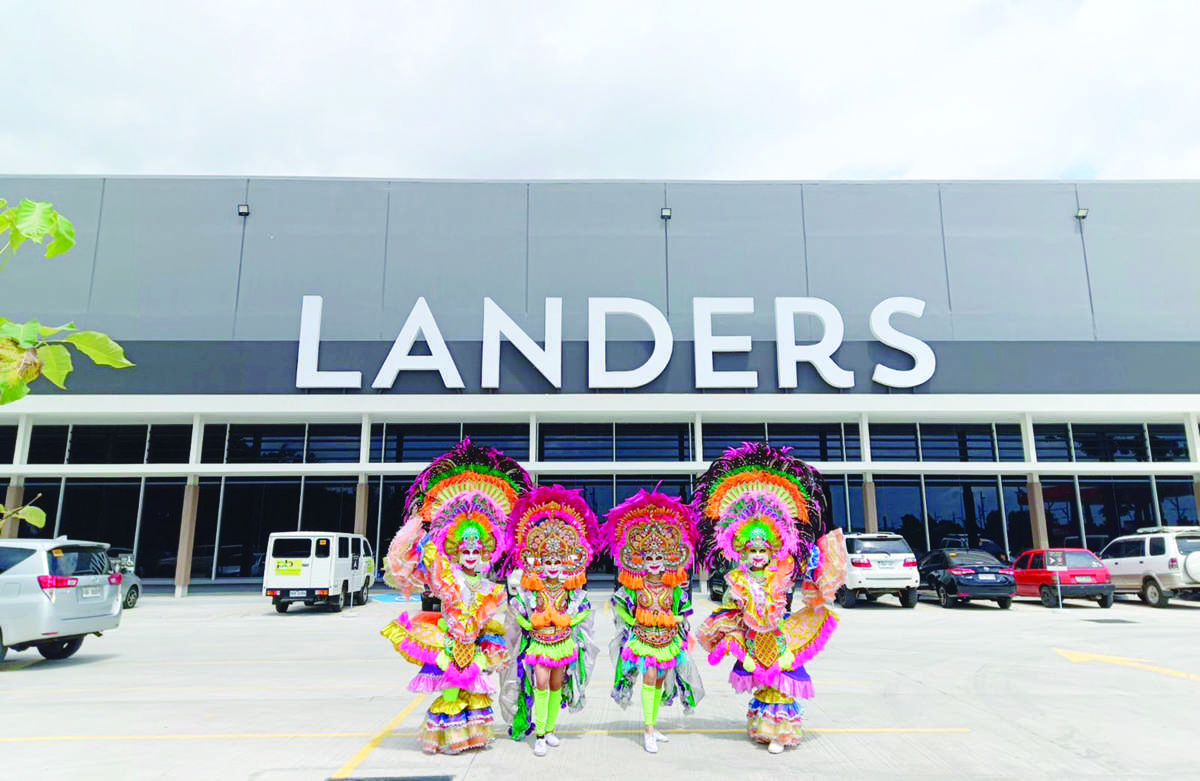 Landers opens in Alabang West