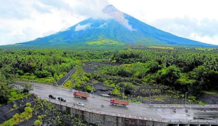 As of Aug. 6, Mayon volcano’s unrest has affected 38,396 individuals, the National Disaster Risk Reduction and Management Council reported. MARK ALVIC ESPLANA / FILE PHOTO