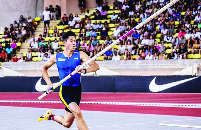 World No. 3 pole vaulter Ernest John Obiena of the Philippines breaches the six-meter mark for the second time. CONTRIBUTED PHOTO