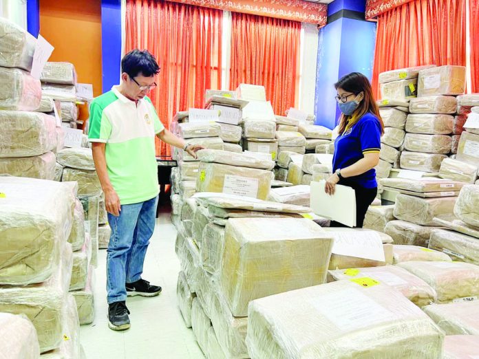 The Office of the Provincial Treasurer starts distributing election paraphernalia to 42 municipalities in Iloilo province for the Oct. 30 barangay and Sangguniang Kabataan elections. The local treasurer acts as a member of the Municipal Board of Canvassers who takes custody and storage of election forms, ballot boxes, and paraphernalia, among others, entrusted by the Commission on Elections. PHOTO COURTESY OF BALITA HALIN SA KAPITOLYO