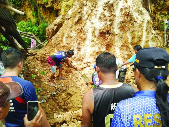 A 19-year-old girl was buried under a rockslide in Dumangas, Iloilo on Saturday morning, Sept. 2. DUMANGAS DREAM MDRRMO