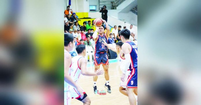 Lorenzo Navarro posted double-double 12 points and 10 assists in Iloilo United Royals’ loss to Pasay Voyagers. MPBL PHOTO