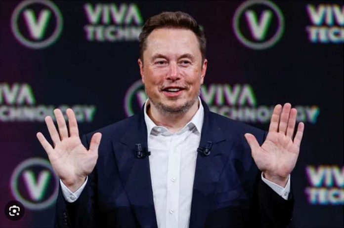 Business tycoon Elon Musk has suggested that tensions between Beijing and Taipei could be resolved by giving China some control over Taiwan.