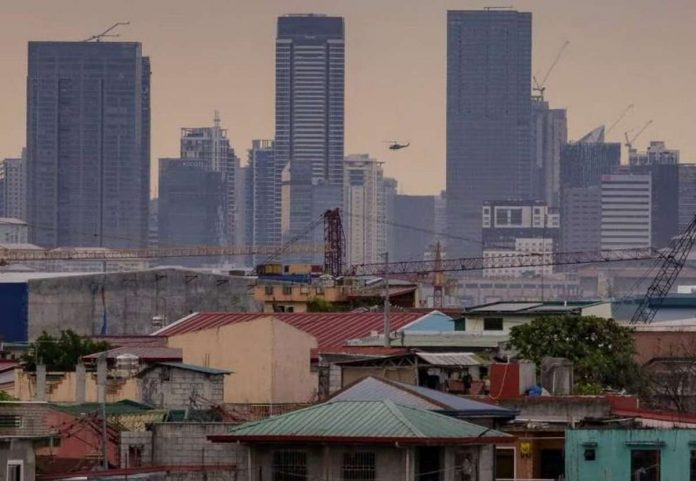 A view of the Metro Manila skyline as seen from Taytay, Rizal. GEORGE CALVELO/ABS-CBN NEWS PHOTO