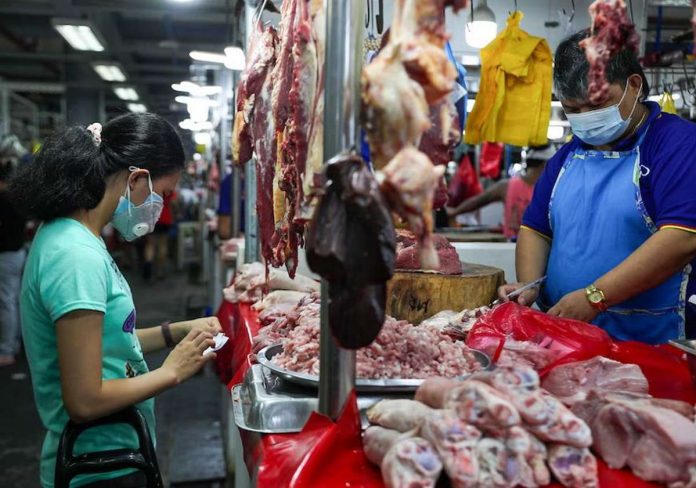 The Meat Importers and Traders Association says protecting local hog and poultry farmers through high tariffs has not resulted in lower prices for consumers. PHOTO COURTESY OF ABS-CBN NEWS