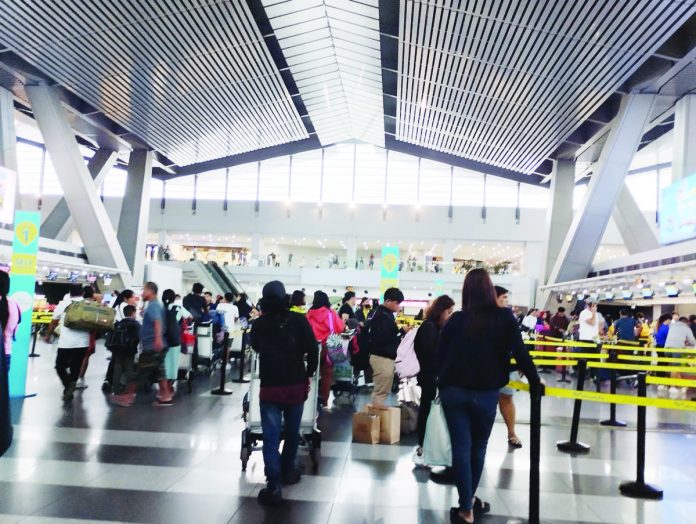 The Manila International Airport Authority logs an average on-time performance of 82.38 percent from the 13,519 flights that catered to some 2.076 million travelers at the Ninoy Aquino International Airport from Oct. 1 to 18, 2023. PN PHOTO