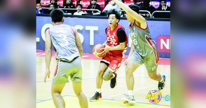 Emilio Aguinaldo College Generals’ King Gurtiza holds the ball after being defended by a Lyceum of the Philippines Pirates player. PHOTO COURTESY OF NCAA/GMA SPORTS