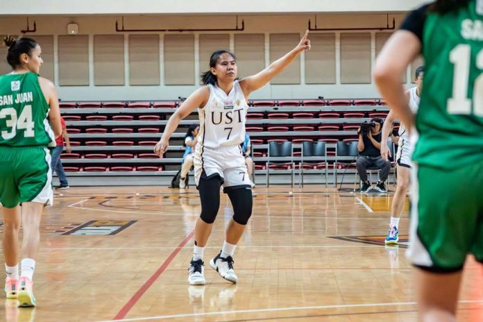 Ilongga Ana Tacatac top-scored for the University of Santo Tomas Growling Tigresses in their win over De La Salle University Lady Archers. UAAP PHOTO