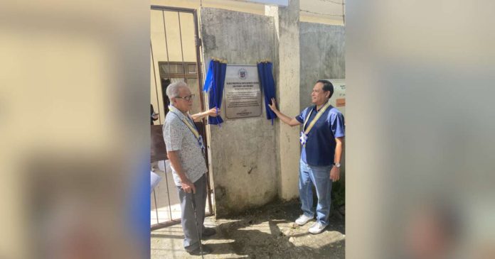 Gov. Arthur Defensor Jr. leads the blessing, inauguration and unveiling of the marker of the Balay Pagbag-o for children in conflict with the law at Ramon Tabiana Memorial District Hospital compound in Cabatuan, Iloilo. BALITA HALIN SA KAPITOLYO PHOTOS