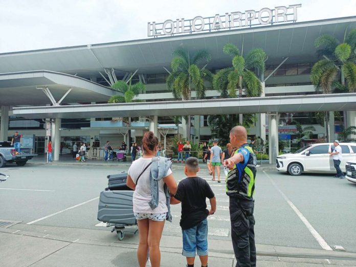 Airline passengers are advised that the Civil Aviation Authority of the Philippines will hold an emergency simulation exercise at the Iloilo Airport in Cabatuan, Iloilo from 2 p.m. to 6 p.m. on Friday, Nov. 10. AJ PALCULLO/PN