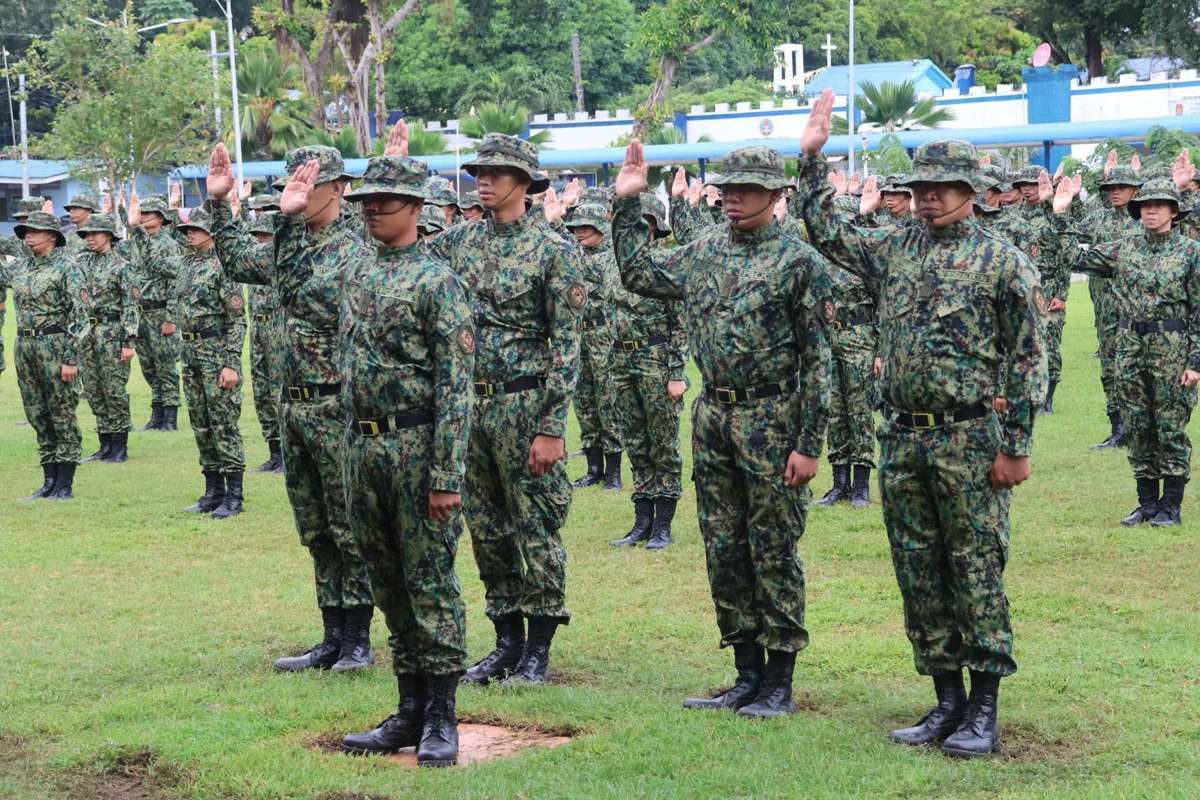 225 W. Visayas rookie cops take oath