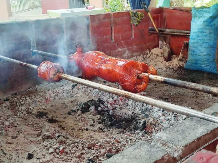 Lechon vendors in Bacolod City are encouraged to have their hogs slaughtered at the abattoir to ensure safety. PN FILE PHOTO