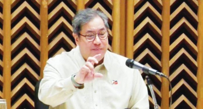 “We shouldn’t be worried about COVID-19 anymore, because according to infectious disease experts, the most recent variants of interest are just like the common colds, and cough, and flu,” says Health secretary Teodoro Herbosa during a press briefing in Manila on Dec. 15, 2023. NOY MORCOSO/INQUIRER.NET