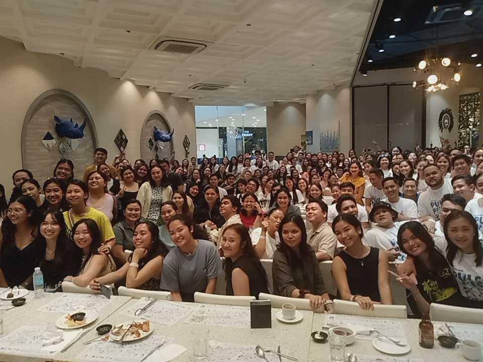 Riverside College Successful Board Passers during the Thanksgiving Buffet Luch at Viking Luxury Buffet SM City last December 13, 2023./ RB Sumugat Photo