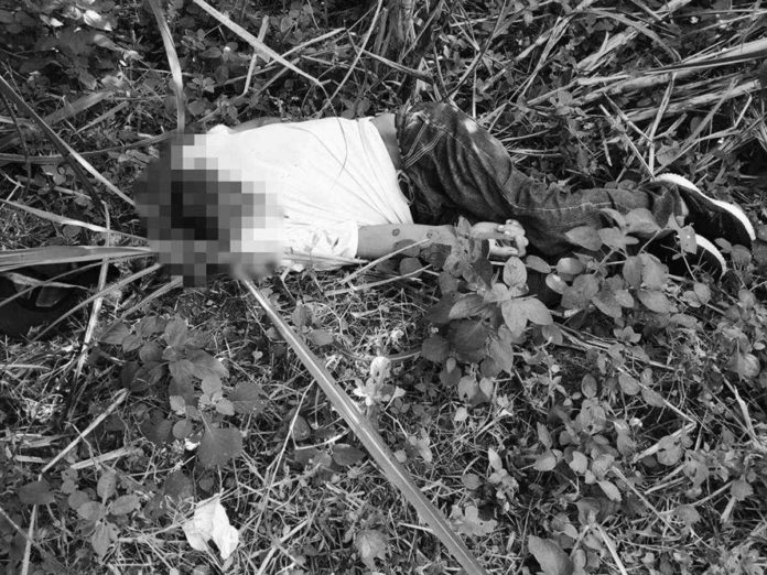 A man identified as Joel Lacao-lacao was beheaded in Sagay City, Negros Occidental. The police have yet to identify the suspect(s). 89.7 K5 NEWS FM NORTH NEGROS ONLINE