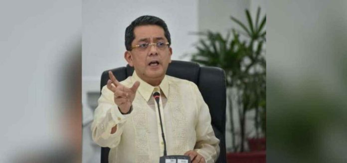 “We’re receiving reports almost nationwide, from Cordillera to the Bangsamoro [regions] of our local offices receiving signature pages,” says Chairman George Garcia of the Commission on Elections. INQUIRER FILE PHOTO