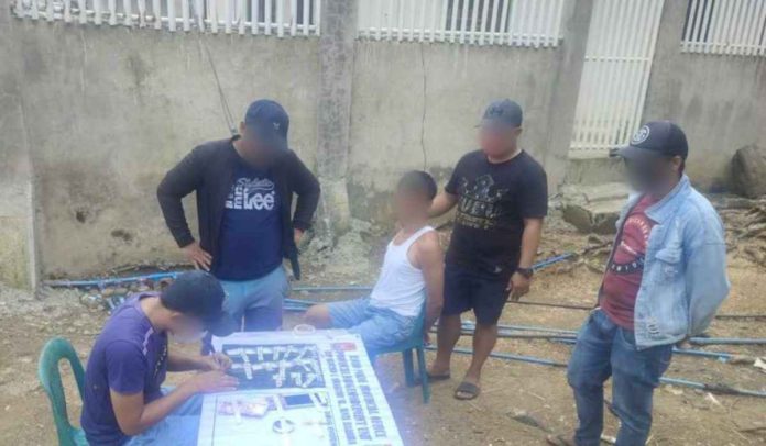 A police officer who went absent without official leave was recently arrested for illegal drugs in San Dionisio, Iloilo. PRO-6