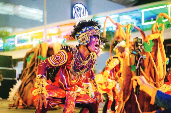 All set for the much-anticipated Dinagyang Festival. Experience the celebration of the various activities lined-up at SM City Iloilo, as it transforms into the heartbeat of the festivities. (Photo from 2023 Dinagyang ILOmination at SM City Iloilo)