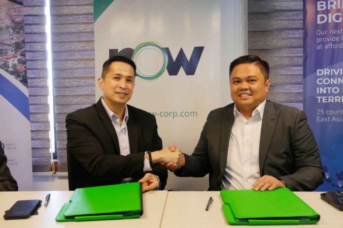 The partnership between Kacific and NOW Corporation aims to address the urgent need for last-mile connectivity for enterprises throughout the Philippines. (In Photo, L-R: NOW Corporation President & CEO Henry Abes and Kacific Broadband Satellites Inc. Sales Director Ferdinand Simbulan)