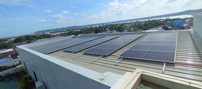 The 134 solar panels installed on the roof of the Iloilo City Hall are expected to generate 60 kilowatts a day. PNA PHOTO BY PGLENA