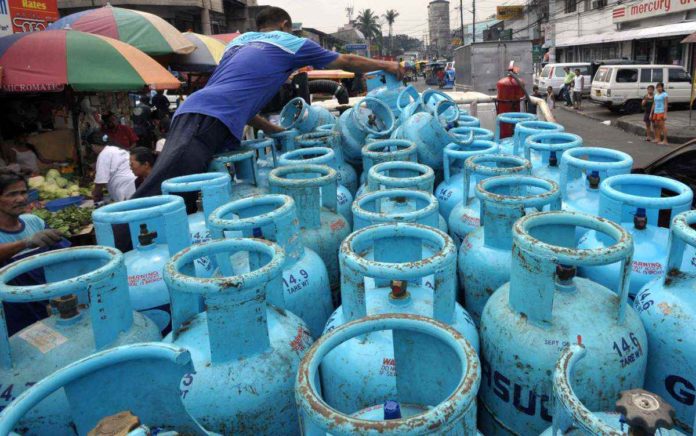 Under the LPG Industry Regulation Act, all substandard and dilapidated liquefied petroleum gas cylinders should be replaced by Jan. 7, 2025. PHOTO COURTESY OF INQUIRER.NET