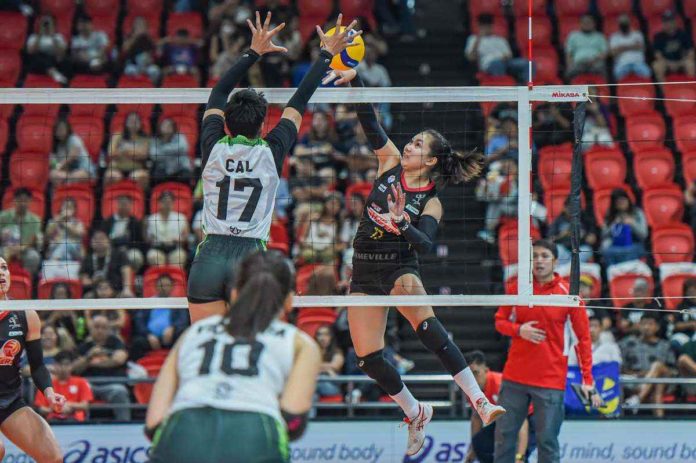 Ilongga Fiola Ceballos of PLDT High Speed Hitters scores against the defense of NxLed Chameleons’ Kamille Cal. PVL PHOTO