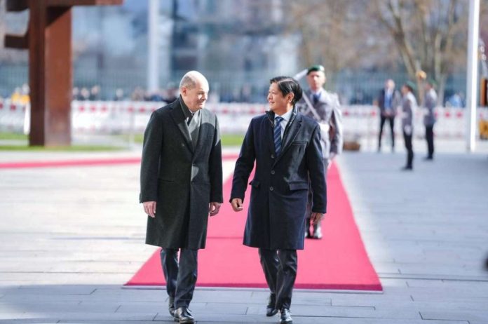 President Ferdinand R. Marcos Jr. is welcomed by Germany’s Chancellor Olaf Scholz at the Federal Chancellery on March 12, 2024. The two leaders walked together, introduced their respective delegations, and stood at the designated area for the playing of the Philippine and German national anthems. PCO PHOTO