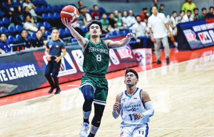 Negrense John Paul Calvo of Terrafirma Dyip stretches for a layup. PBA PHOTO