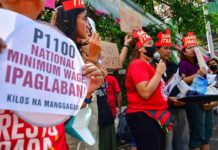 Workers groups picket outside a market in Quezon City on July 3, 2023, calling for wages to be further increased to family living wage levels. MARK DEMAYO, ABS-CBN NEWS/FILE PHOTO