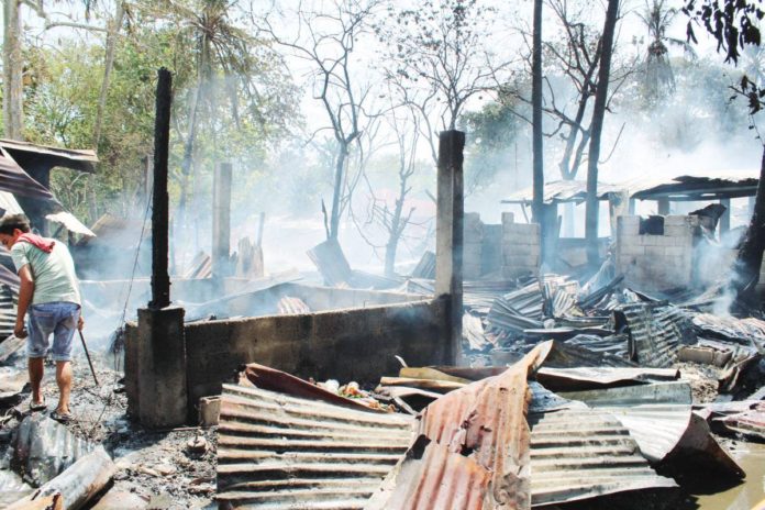 Fire engulfs 17 Zarraga homes