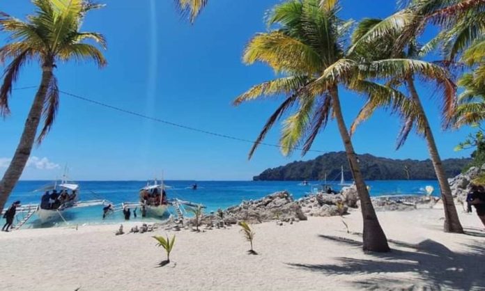 The Carles Municipal Tourism Office logged 21,409 tourist arrivals from January to March 2024. ISLA GIGANTES NORTE/FACEBOOK PHOTO