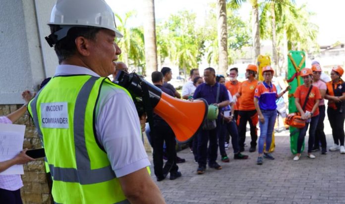 The Iloilo Provincial Disaster Risk Reduction and Management Office (PDRRMO) recently joined the national simultaneous earthquake drill at the provincial capitol. PDRRMO is set to organize a skills Olympics to assess the capabilities of emergency responders. BALITA HALIN SA KAPITOLYO