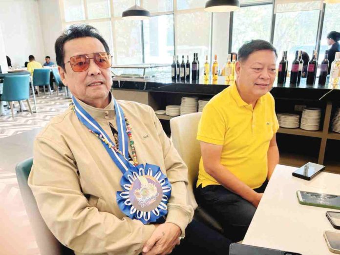 Senator Lito Lapid (left) visits Negros Occidental on Sunday, April 7. With him in photo is Negros Occidental 5th District’s Cong. Emilio Bernardino Yulo (right).