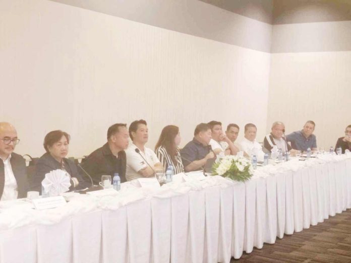 The Regional Development Council (RDC) 6, chaired by Bacolod City’s Mayor Alfredo Abelardo Benitez (4th from left), convened on Monday, 27, to discuss preparations ahead of the creation of the Negros Island Region. MAE SINGUAY/PN