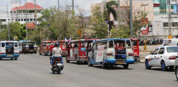 Some 258 jeepney routes in Western Visayas failed to meet the required number of awarded units of 15, which was the requirement in applying for consolidation that ended last April 30, according to the Land Transportation Franchising and Regulatory Board. PN PHOTO