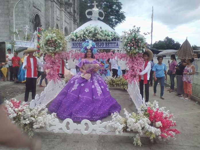 Santacruzan was becoming a “festival of beauties” where fancy, colorful, and expensive clothing were paraded, lamented the director of the Archdiocese of Jaro’s Commission on Catechesis and Catholic Education. PHOTO COURTESY OF LEO DIAMANTE