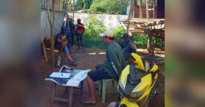 A 33-year-old carpenter was arrested in Barangay Calizo, Balete, Aklan on Saturday, May 18, 2024. Police recovered P21,000 worth of suspected shabu, a grenade and a knife.