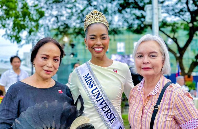 (From left) Miss Universe 1969 Gloria Diaz, Miss Universe Philippines 2024 Chelsea Manalo and Miss Universe 1973 Margie Moran. MISS UNIVERSE PHILIPPINES/FACEBOOK PHOTO