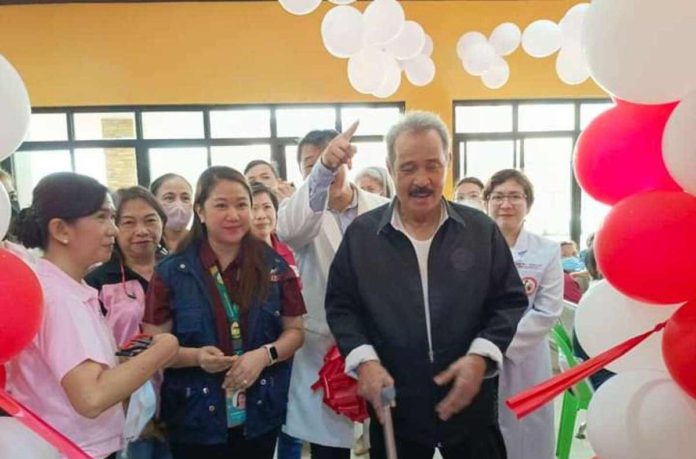 Gov. Fredenil H. Castro and Dr. Florencio Luching, chief of the Roxas Memorial Provincial Hospital (RMPH), led the opening of the Newborn Screening Continuity Clinic at the RMPH - Lanot in Roxas City on Friday, June 7. CAPIZ PROVINCIAL GOV’T COMMUNICATIONS GROUP