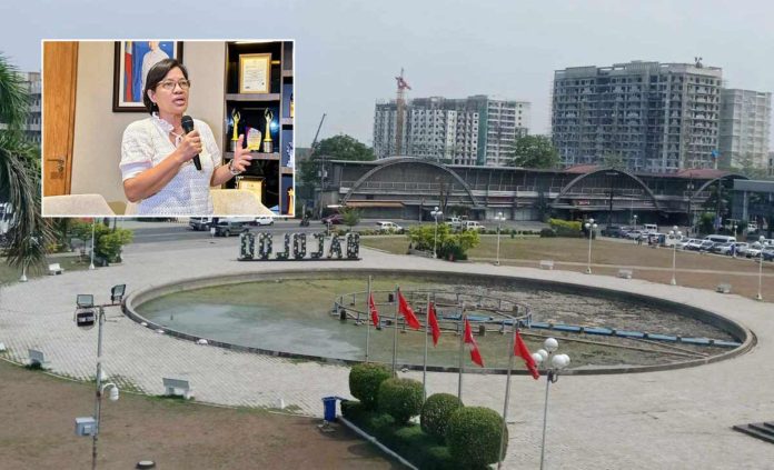 City Administrator Lucille Gelvolea (inset) appeals to the public, especially those visiting Bacolod City Government Center, to avoid throwing trash in the fountain area.